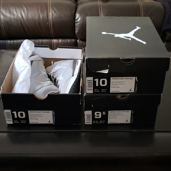 New in Box Jordan Flight TR 97 Mid Metallic Silver - Picture 7 of 8